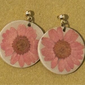 Handcrafted clay polymer earrings Pink Floral Round post back hypoallergenic new